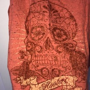 Hooters crop with skeleton